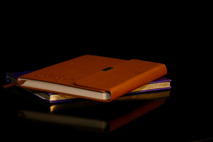 The two-object desk