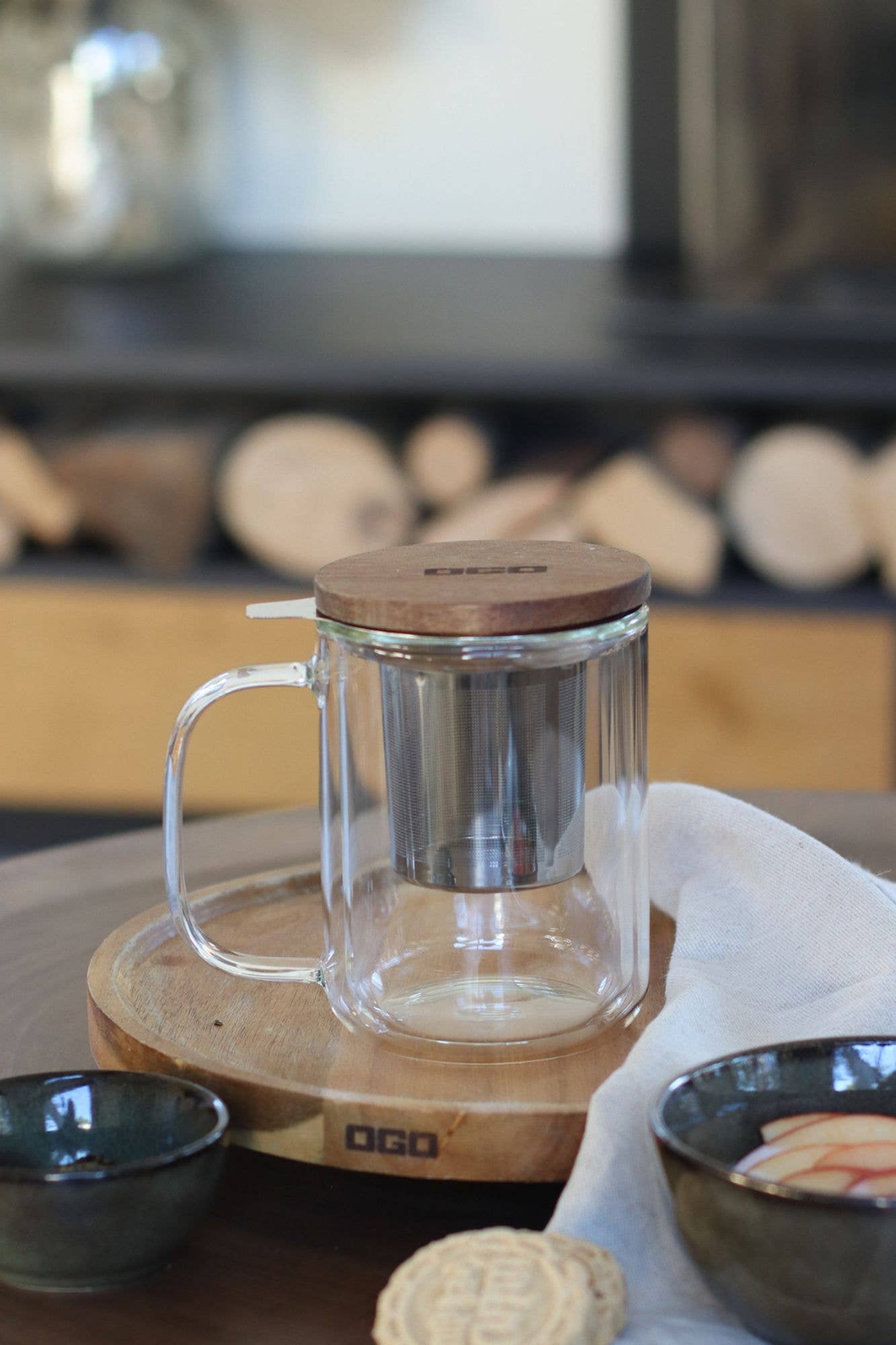 Gustave 350ml double-walled infuser lifestyle