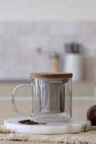 Gustave 300ml glass tea infuser detail
